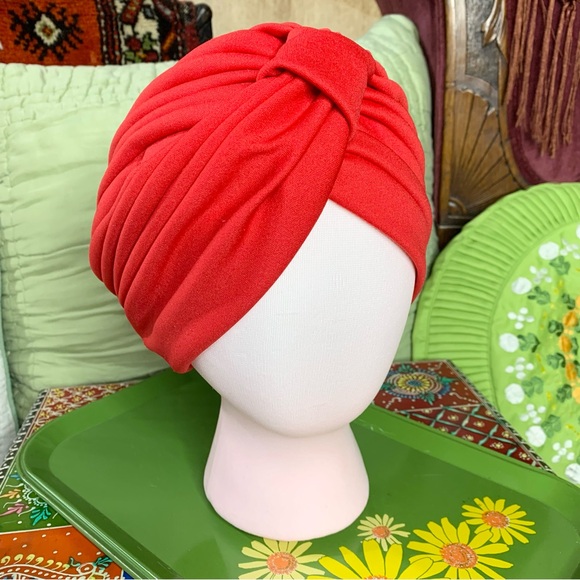 70s Red Betmar Turban - Picture 1 of 5